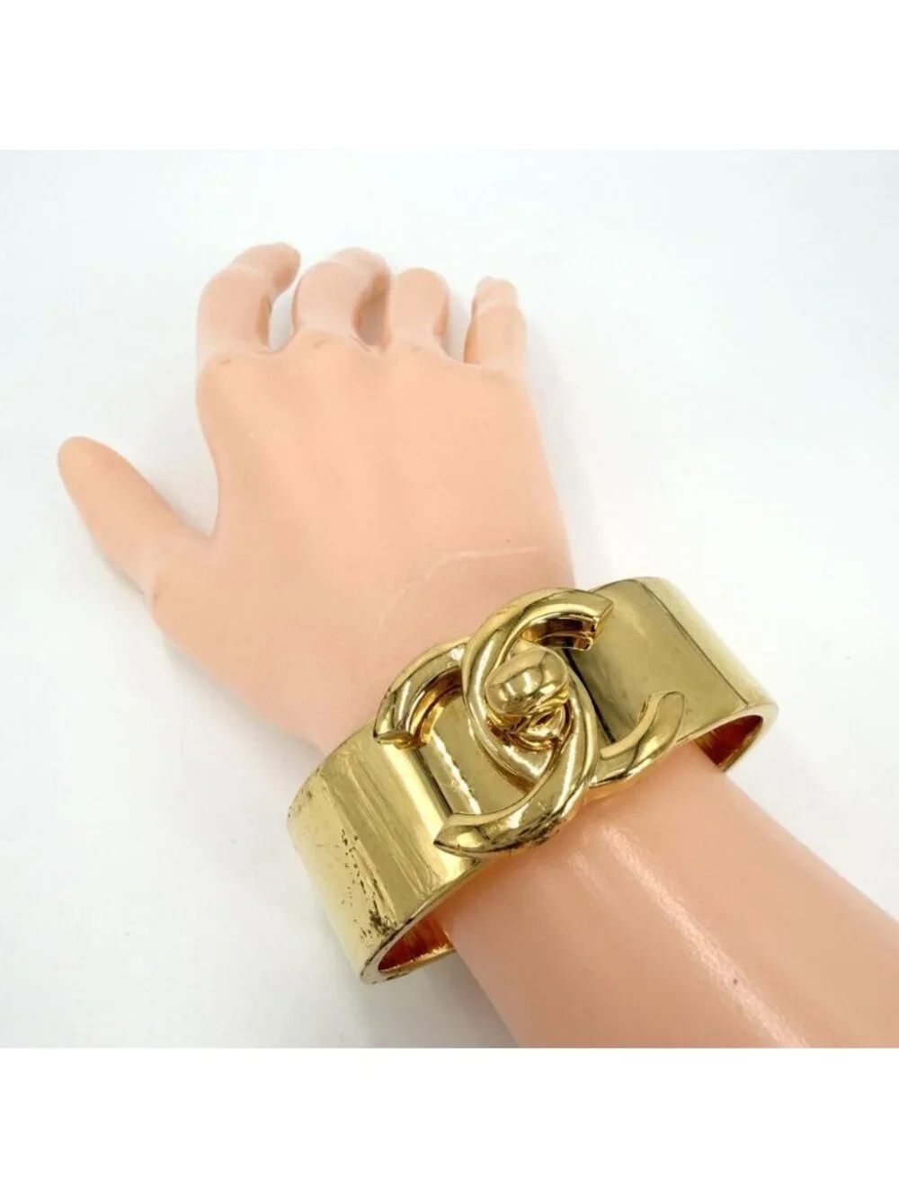 Chanel Bangle Bracelet CC Logo Vintage Turnlock Gold Plated